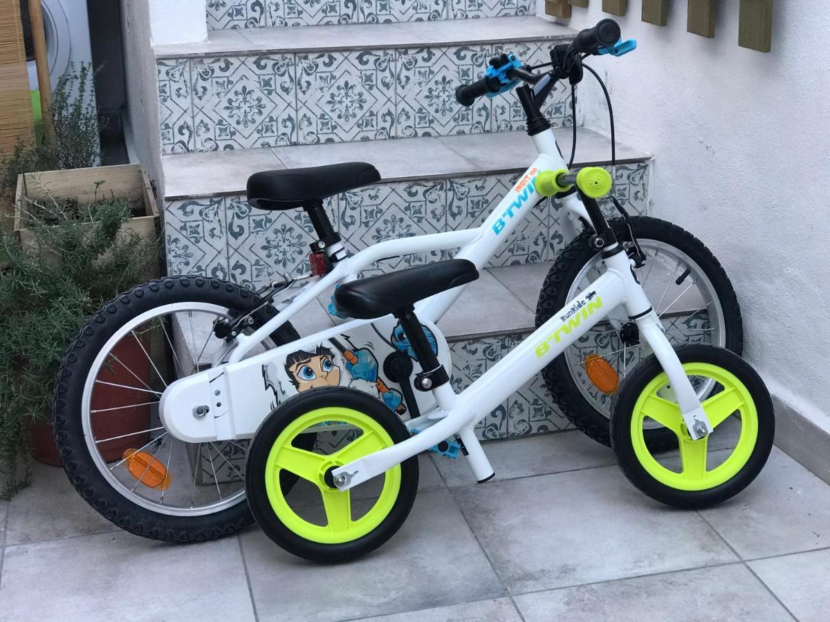 Malaga Beach House, 2 City Bikes, 2 Children'S Bikes, Wifi, Big Terrace, Bbq, Family, Childfriendly المظهر الخارجي الصورة