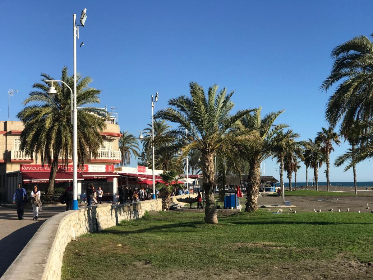 Malaga Beach House, 2 City Bikes, 2 Children'S Bikes, Wifi, Big Terrace, Bbq, Family, Childfriendly المظهر الخارجي الصورة