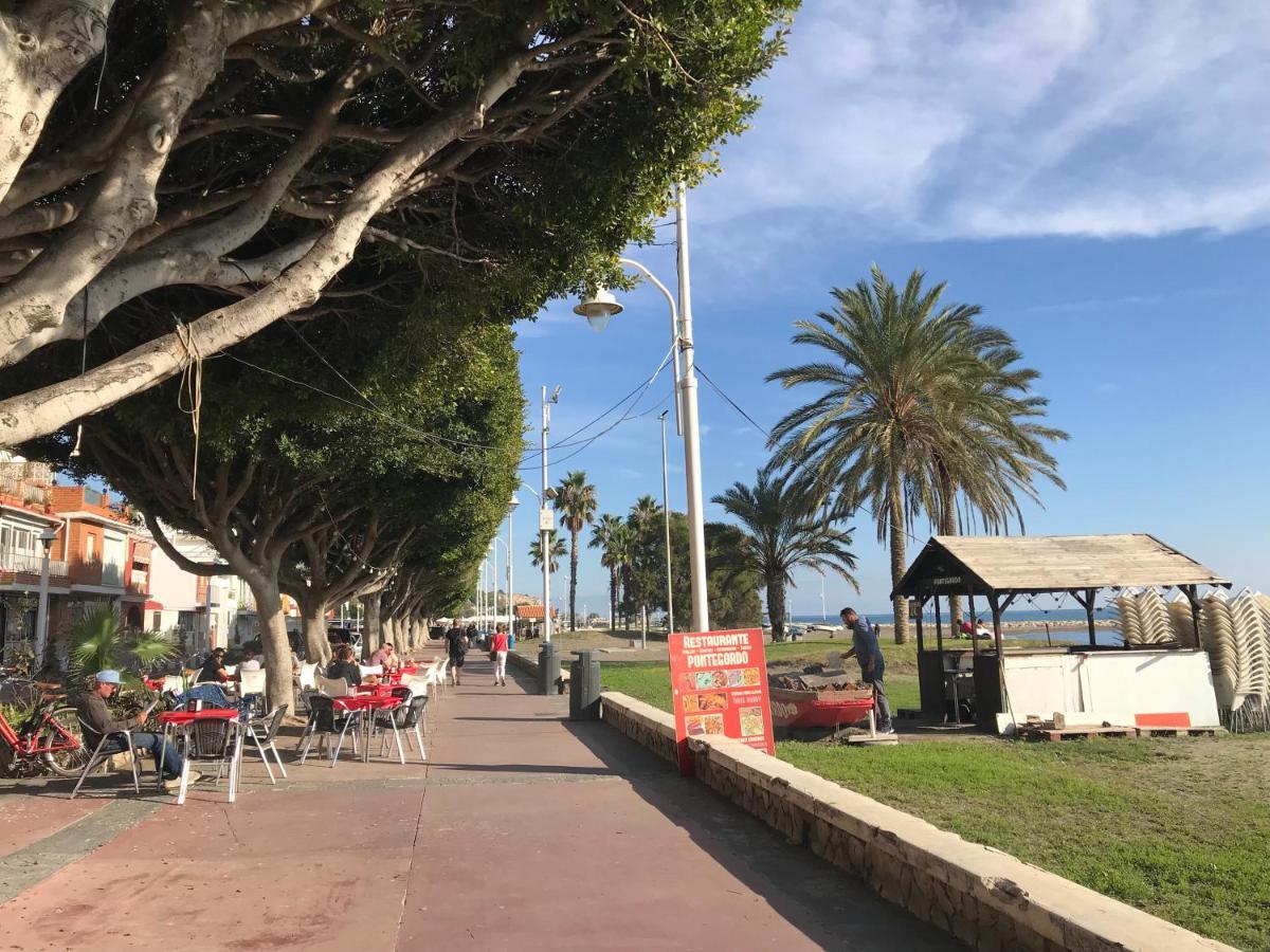 Malaga Beach House, 2 City Bikes, 2 Children'S Bikes, Wifi, Big Terrace, Bbq, Family, Childfriendly المظهر الخارجي الصورة