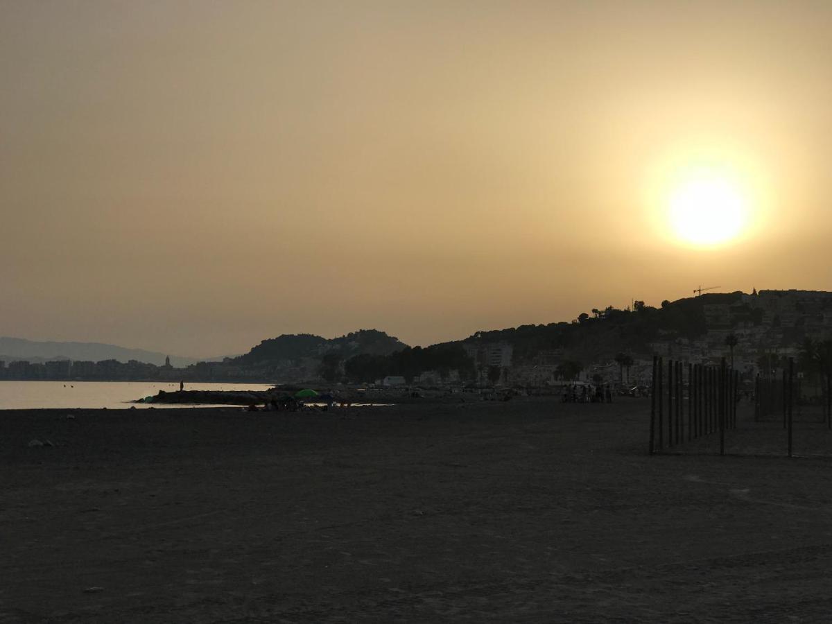 Malaga Beach House, 2 City Bikes, 2 Children'S Bikes, Wifi, Big Terrace, Bbq, Family, Childfriendly المظهر الخارجي الصورة