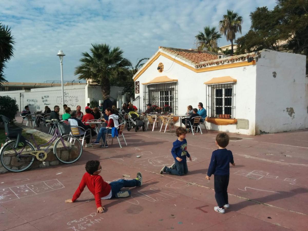 Malaga Beach House, 2 City Bikes, 2 Children'S Bikes, Wifi, Big Terrace, Bbq, Family, Childfriendly المظهر الخارجي الصورة