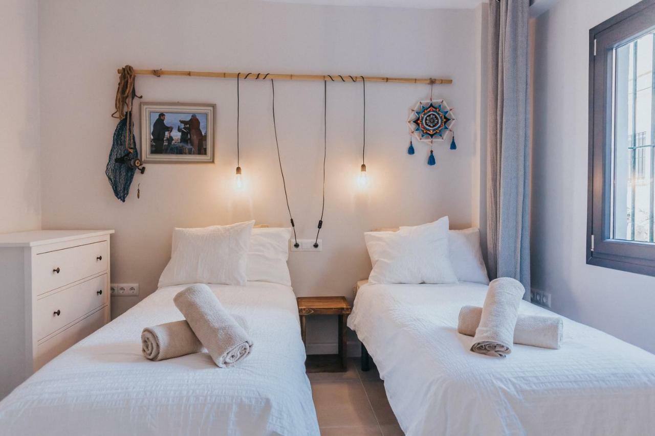 Malaga Beach House, 2 City Bikes, 2 Children'S Bikes, Wifi, Big Terrace, Bbq, Family, Childfriendly المظهر الخارجي الصورة